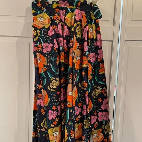 Corey Lynn Calter Vibrant Floral A-Line Skirt - Picture 4 of 5